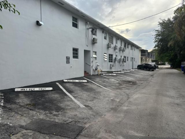 May-Dee Suites In Florida Hollywood Bagian luar foto