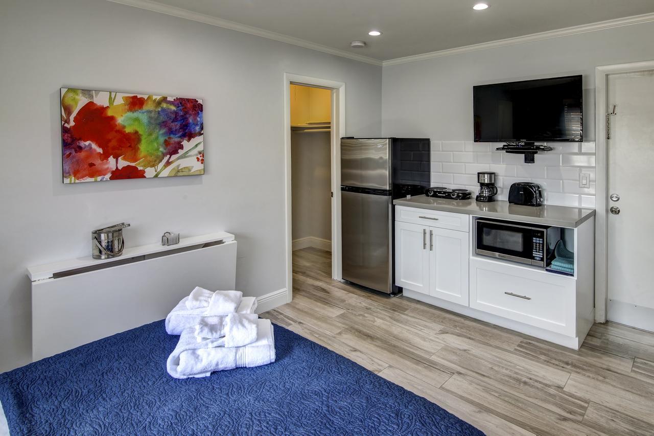 May-Dee Suites In Florida Hollywood Bagian luar foto